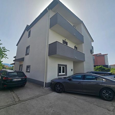 Kaštela Apartmani Dianna מראה חיצוני תמונה