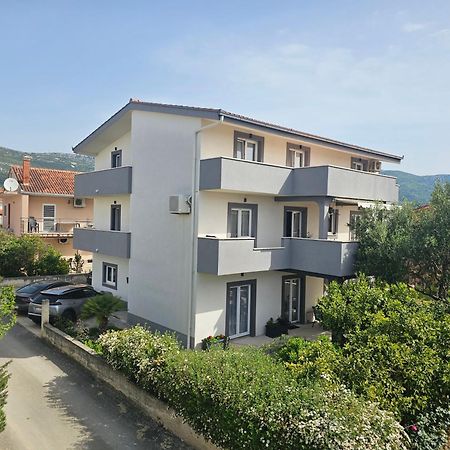 Kaštela Apartmani Dianna מראה חיצוני תמונה