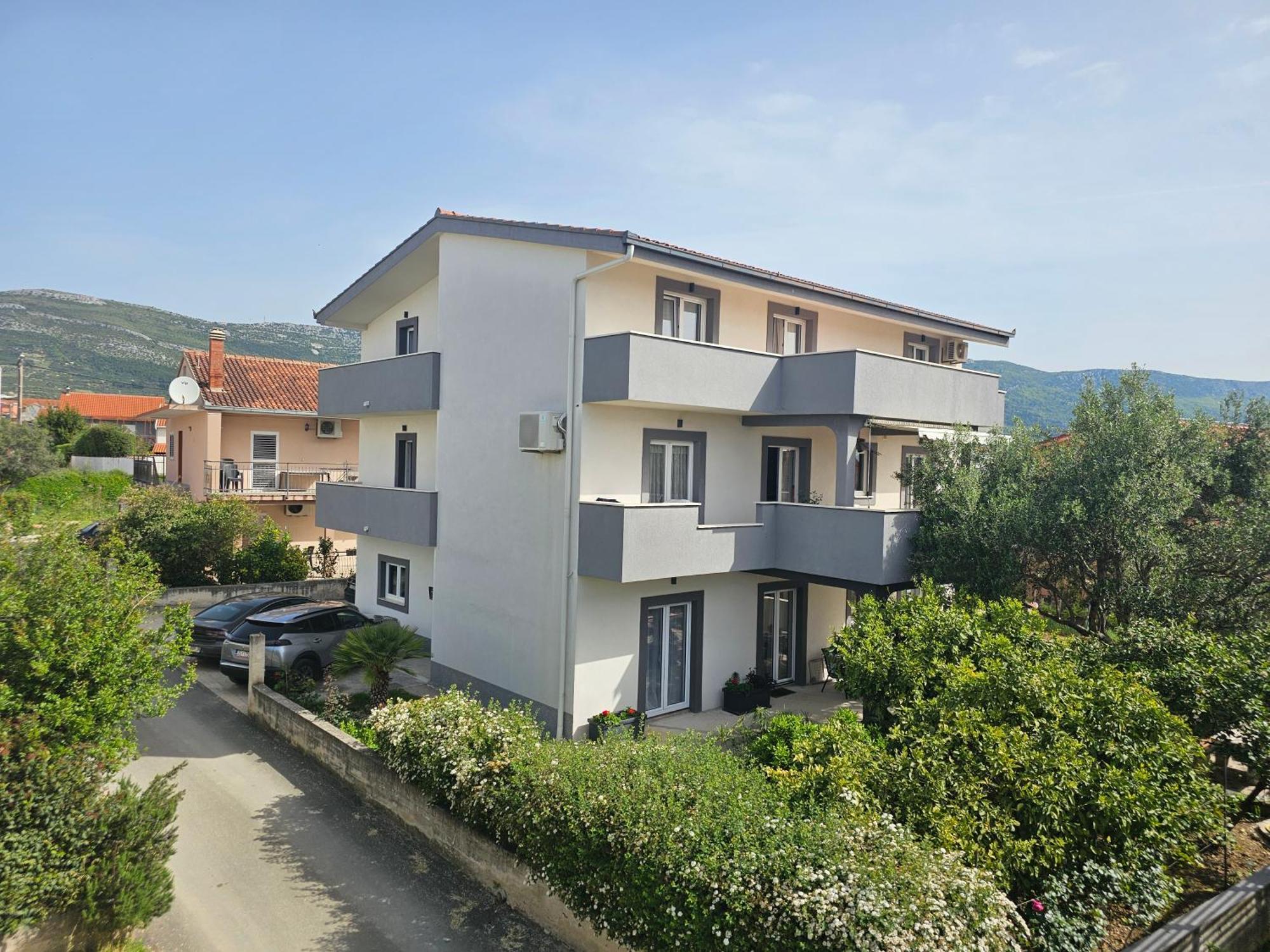 Kaštela Apartmani Dianna מראה חיצוני תמונה